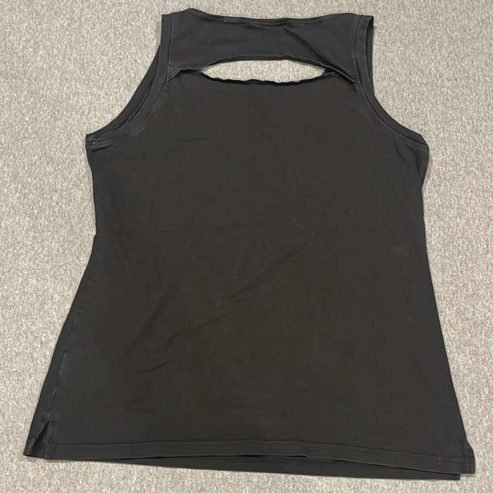 Patagonia women’s Large black tank top. - Picture 4 of 9
